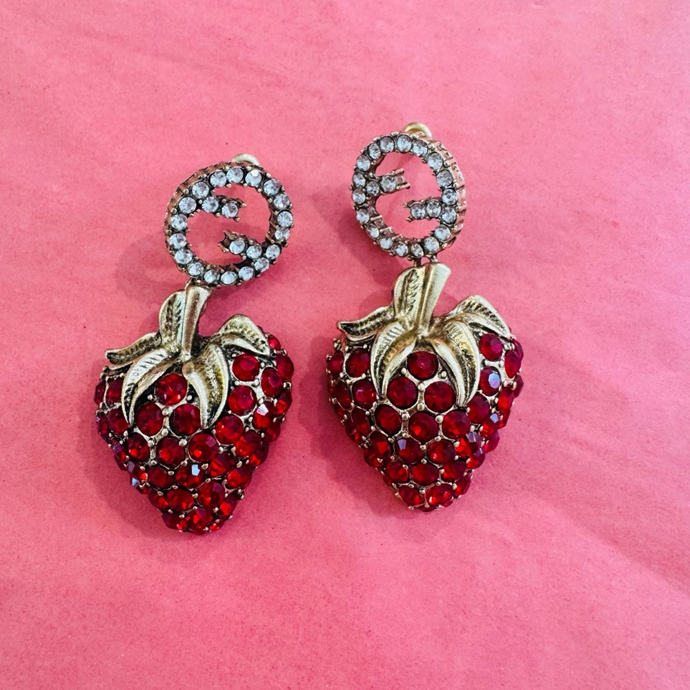 Elegant Red Strawberry Earrings. Dangle Rhinestones